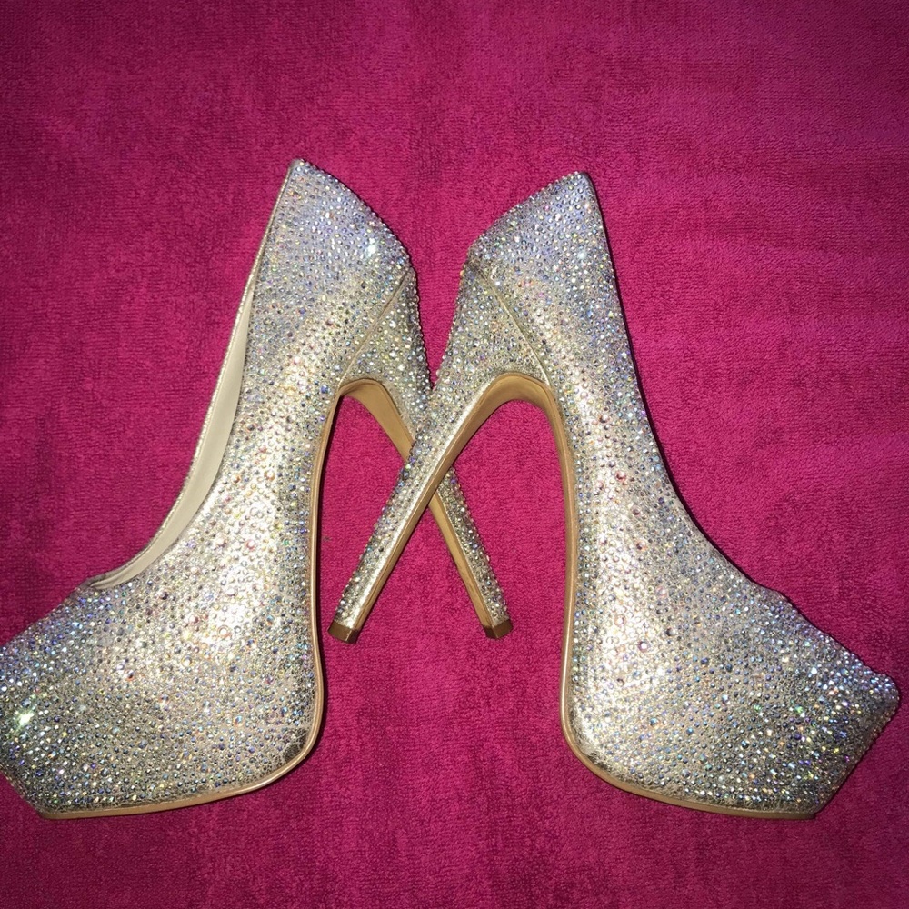 Platform pumps